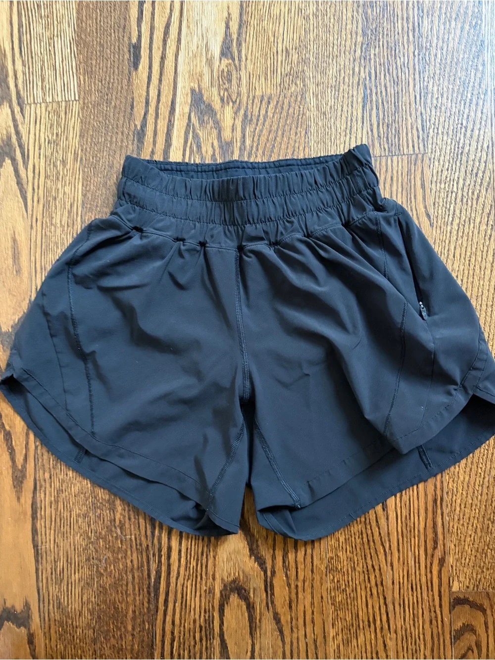 Lululemon Women’s hottie hots Black Running Shorts